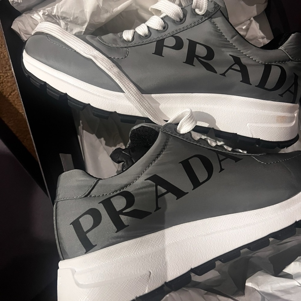 Prada- Amazing sneakers,extremely comfortable fits like a glove ❤️❤️ - Picture 2 of 2
